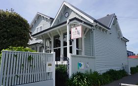 Dorset House Backpackers